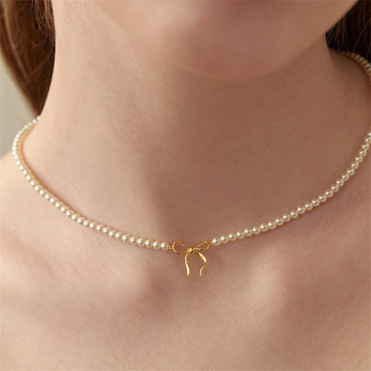 Elegant Beaded Pearl Bow Pendant Necklace – 18K Gold Plated